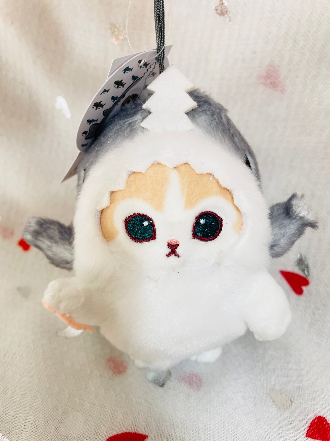 MofuSand Cream Cat Shark Costume Plush 13cm Mofusand