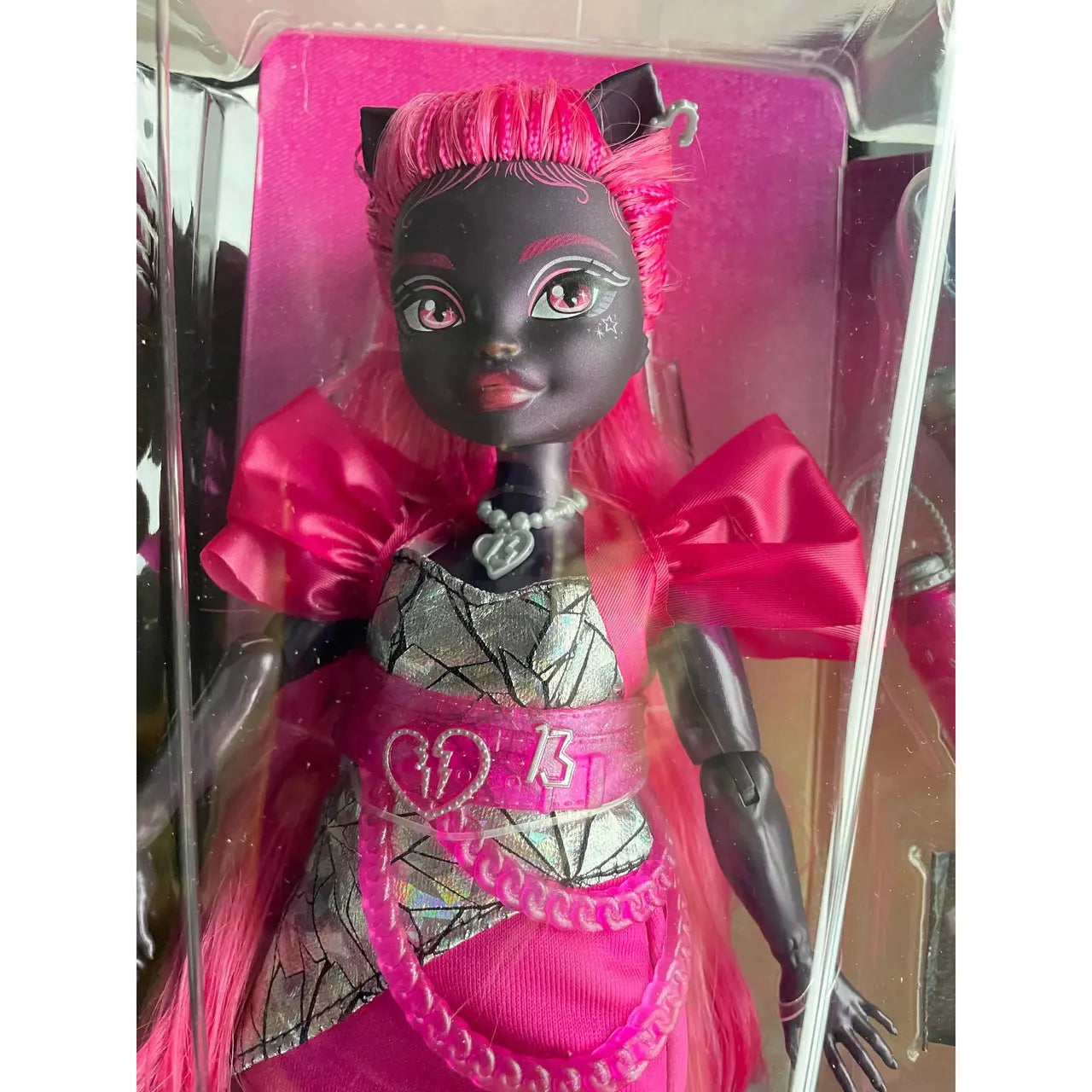 Monster High Catty Noir Doll Monster High