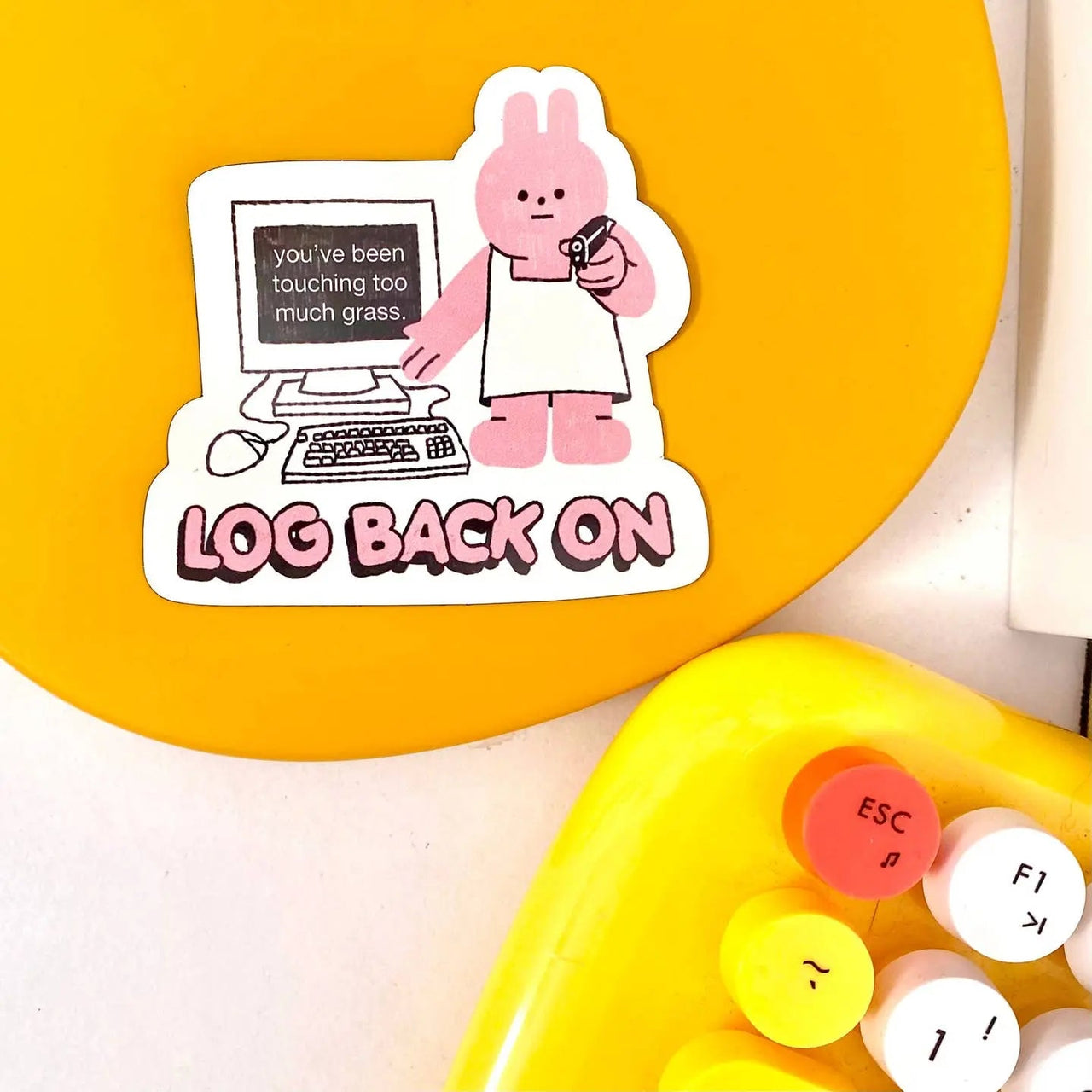 Pink Rabbit Log Back On Magnet - Kawaii Toys